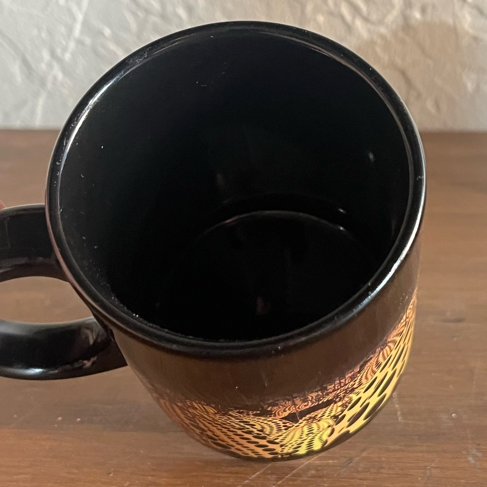 ✨Yayoi Kusama Japanese Artist Black Ceramic Coffee Mug with Pumpkin Pattern✨ - Picture 5 of 7